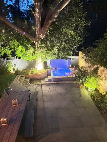 Lovely large modern home in private wooded estate