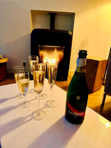 Appartement climatisé, Haussmanien dernier étage gallery image 5