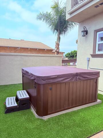 Elegant Mansion near Downtown SD with Jacuzzi gallery image 4