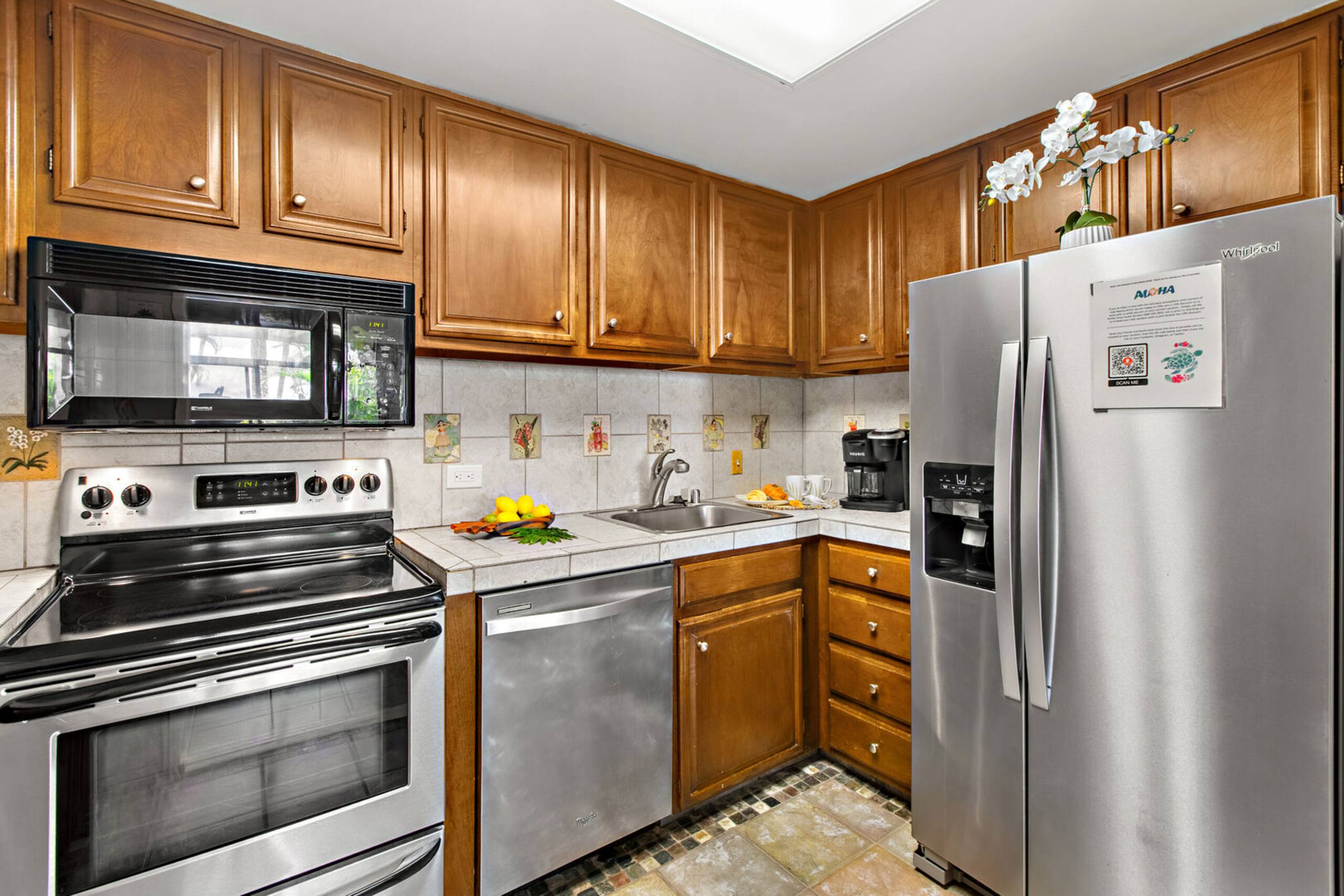 Condo in Lahaina · ★4.53 · 1 bedroom · 2 beds · 1 private bath - Image 18