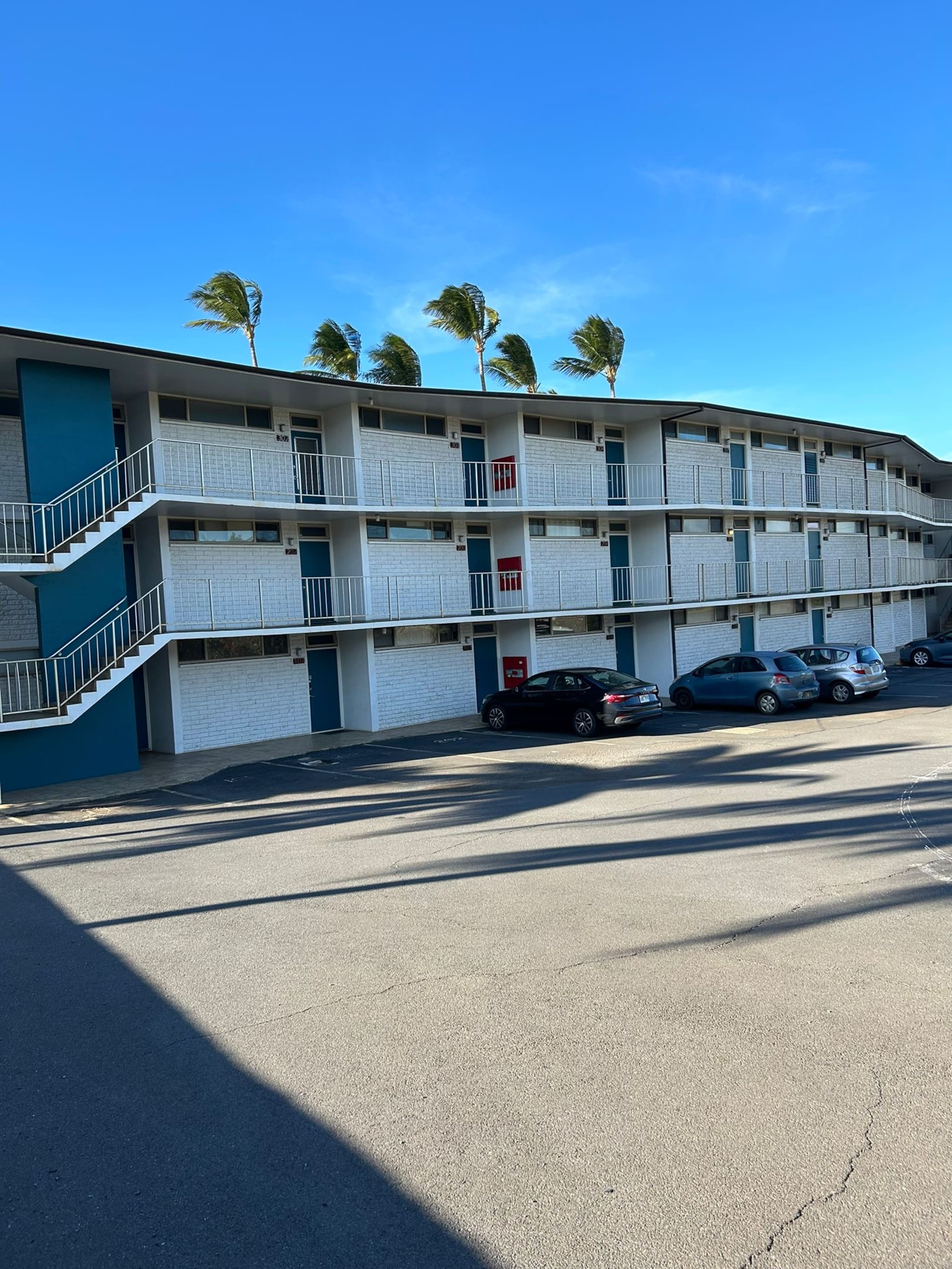 Condo in Paia · ★4.86 · 1 bedroom · 2 beds · 1 private bath - Image 17
