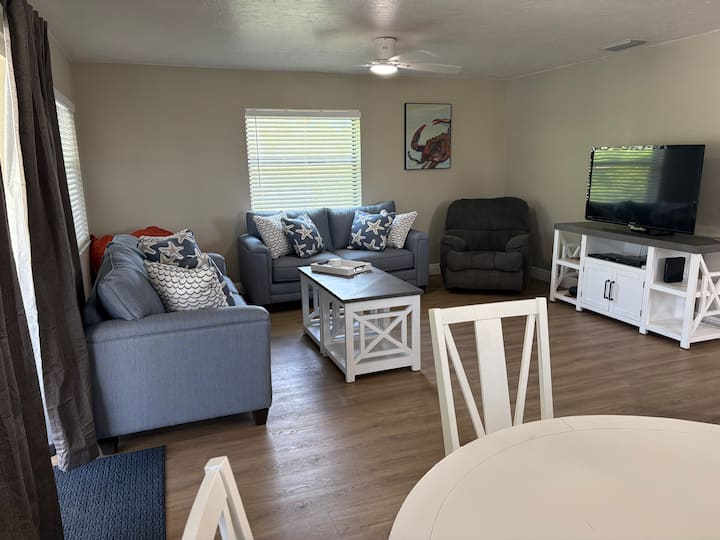 1/2 Mi To Nokomis Beach - Welcome To The Treehouse - Venice, FL