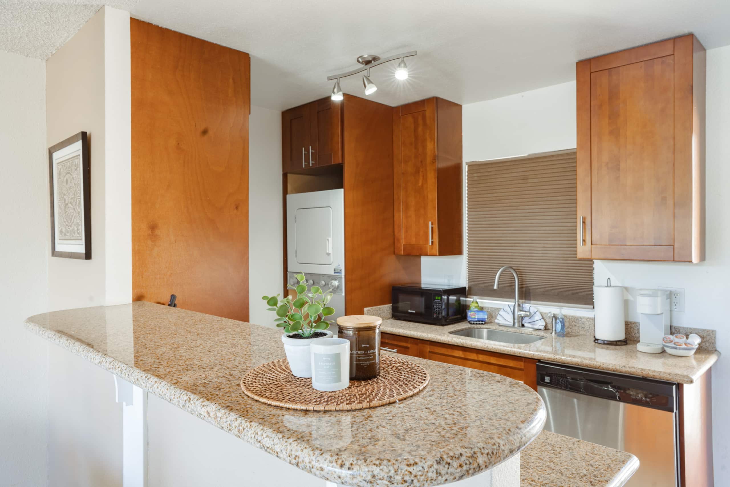 Condo in Kihei · ★4.89 · 2 bedrooms · 2 beds · 2 baths - Image 8