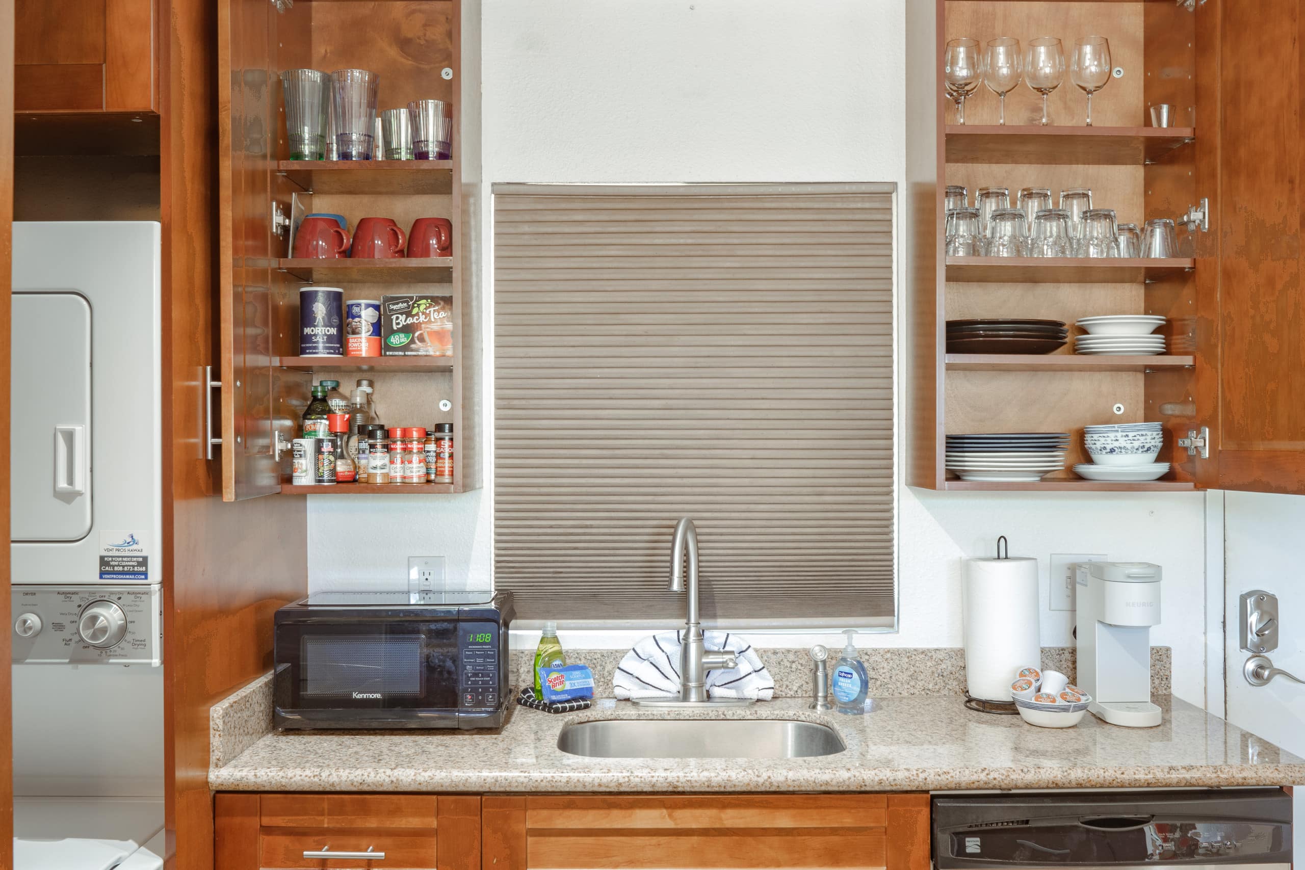 Condo in Kihei · ★4.89 · 2 bedrooms · 2 beds · 2 baths - Image 10