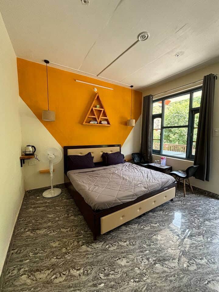 Aarav  Homestay |
4  Bedroom  Riverside 
Retreat - Dharamshala