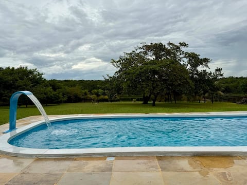 Ranch with pool near Lagoinha Beach