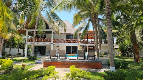 Villa Palmeras Beach House