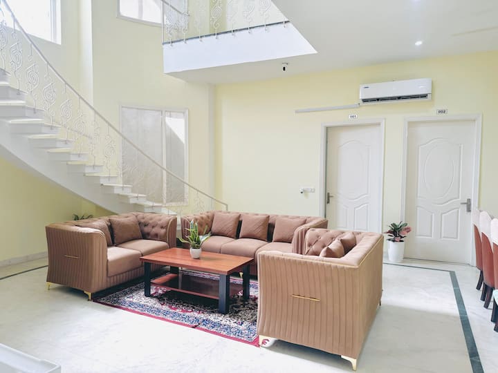 The Elora - Your Home Away From Home - Ludhiana