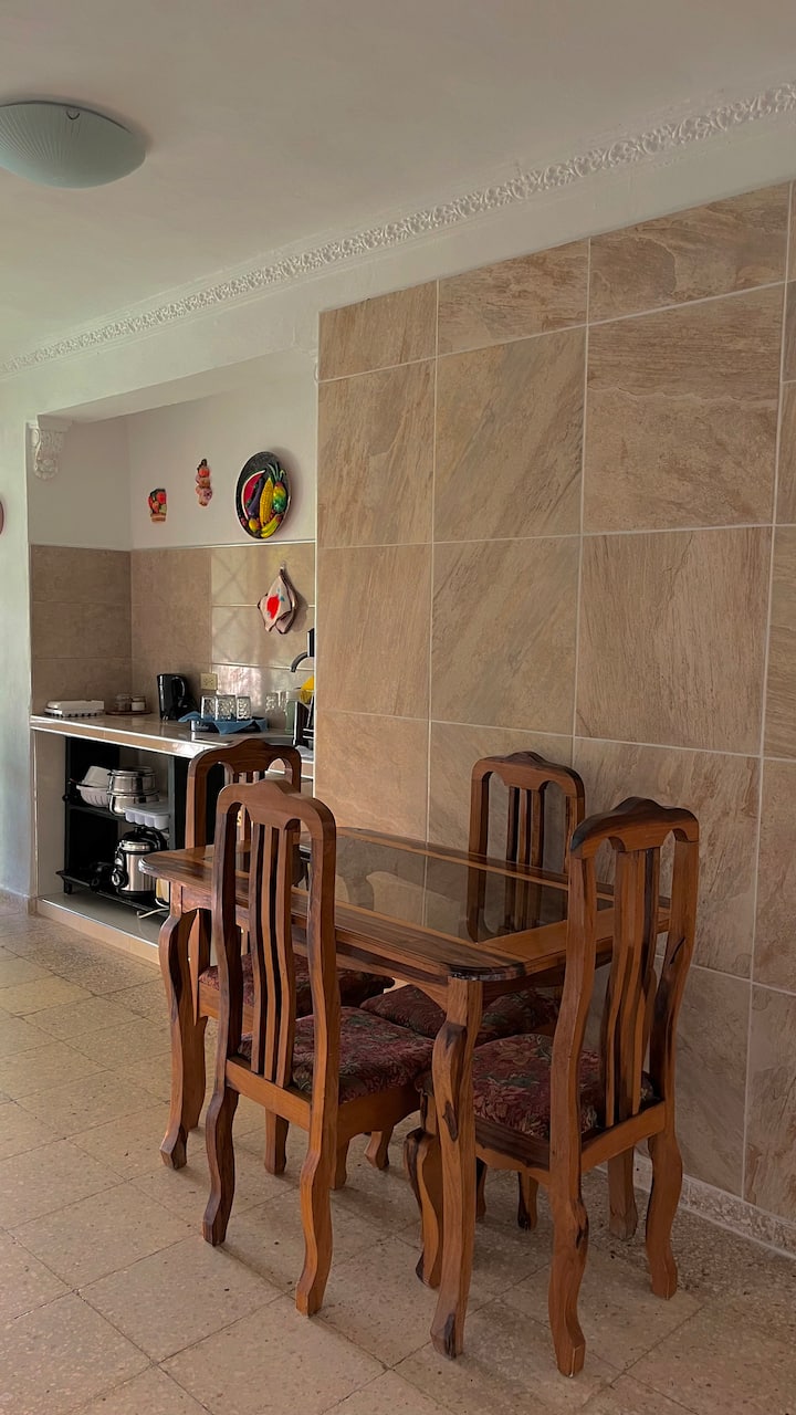 Stay At A Casa Particular In Varadero Beach - Varadero