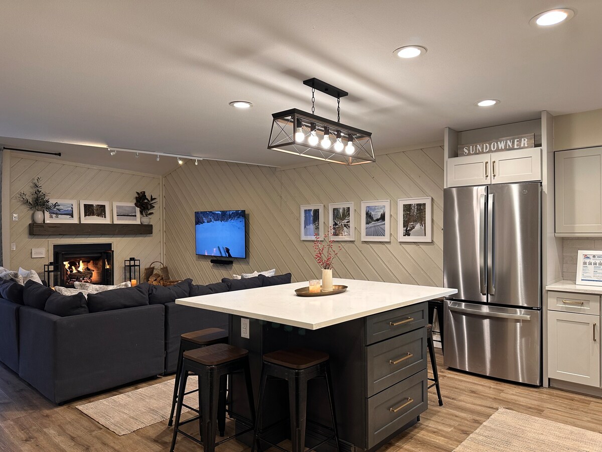 Successful Airbnb property: Ski-In Luxury, Steps to Snowflake Lift/Main St. in Breckenridge / Summit County
