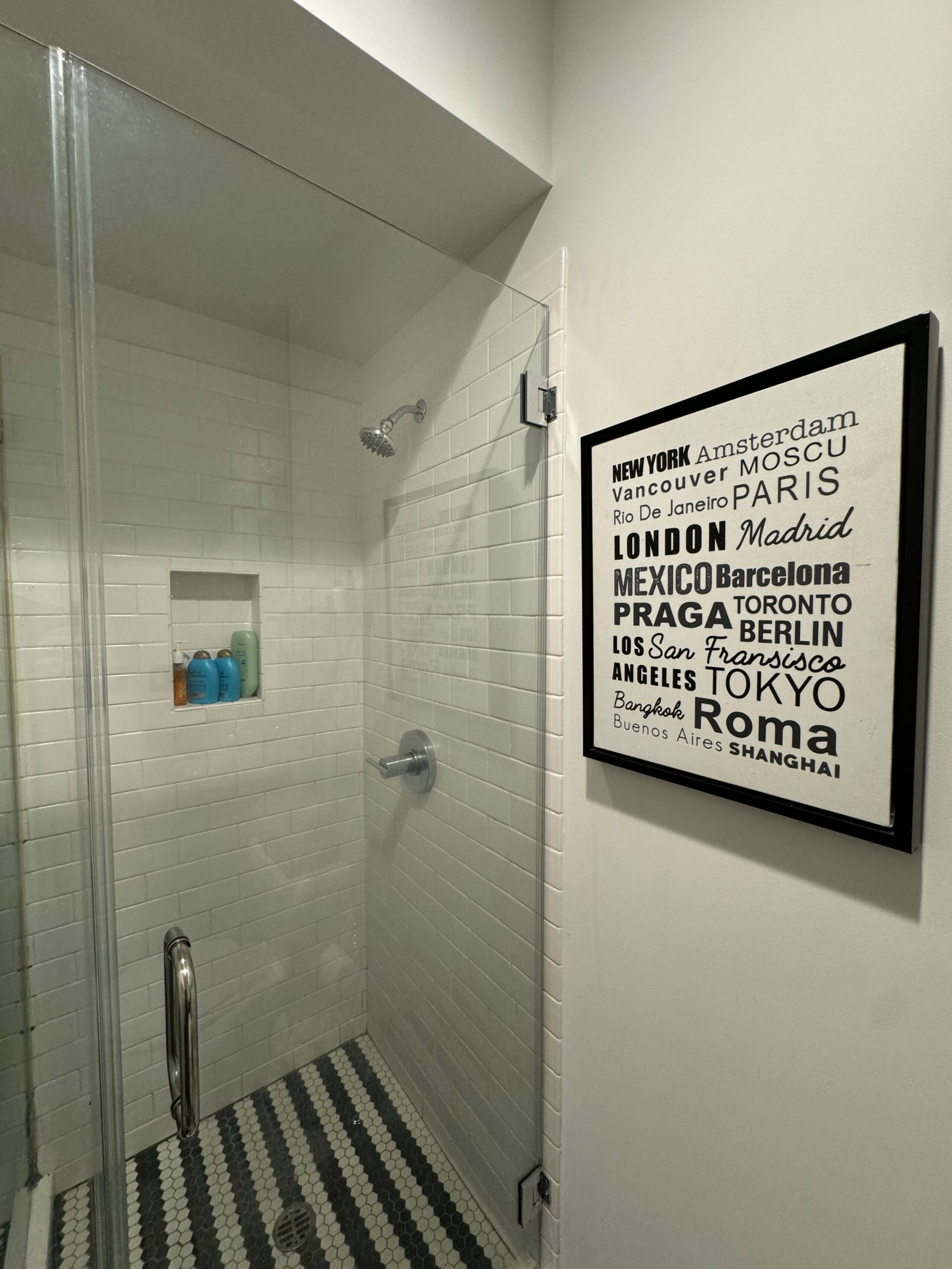 Condo in San Francisco · ★4.93 · Studio · 2 beds · 1 bath - Image 11