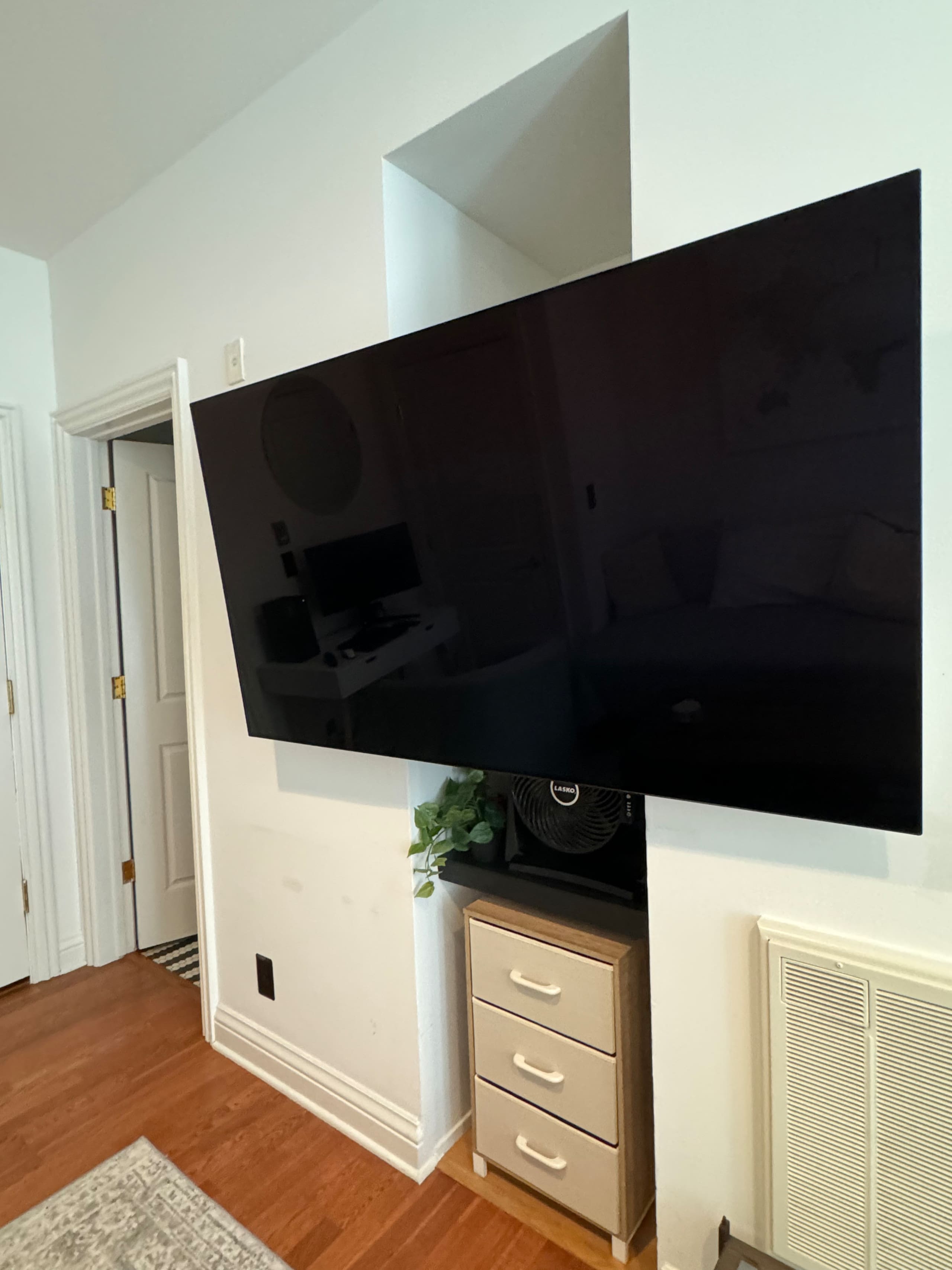 Condo in San Francisco · ★4.93 · Studio · 2 beds · 1 bath - Image 3