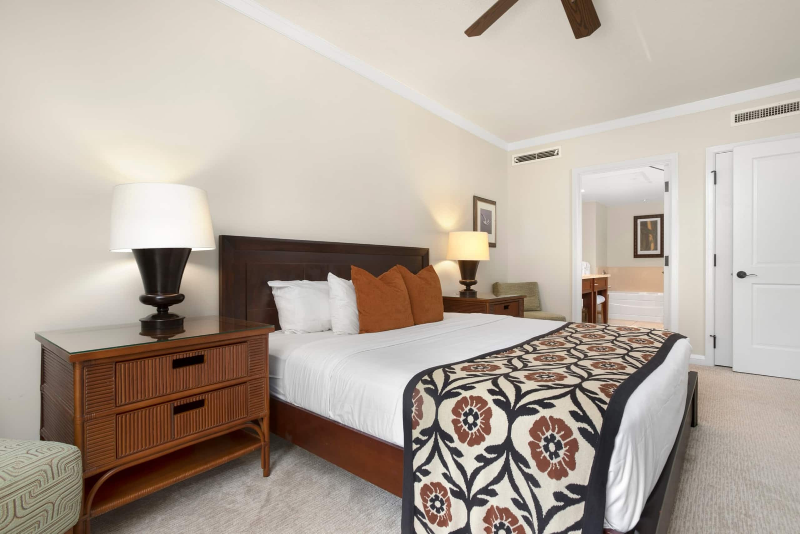 Condo in Lahaina · ★5.0 · 2 bedrooms · 4 beds · 2 baths - Image 25