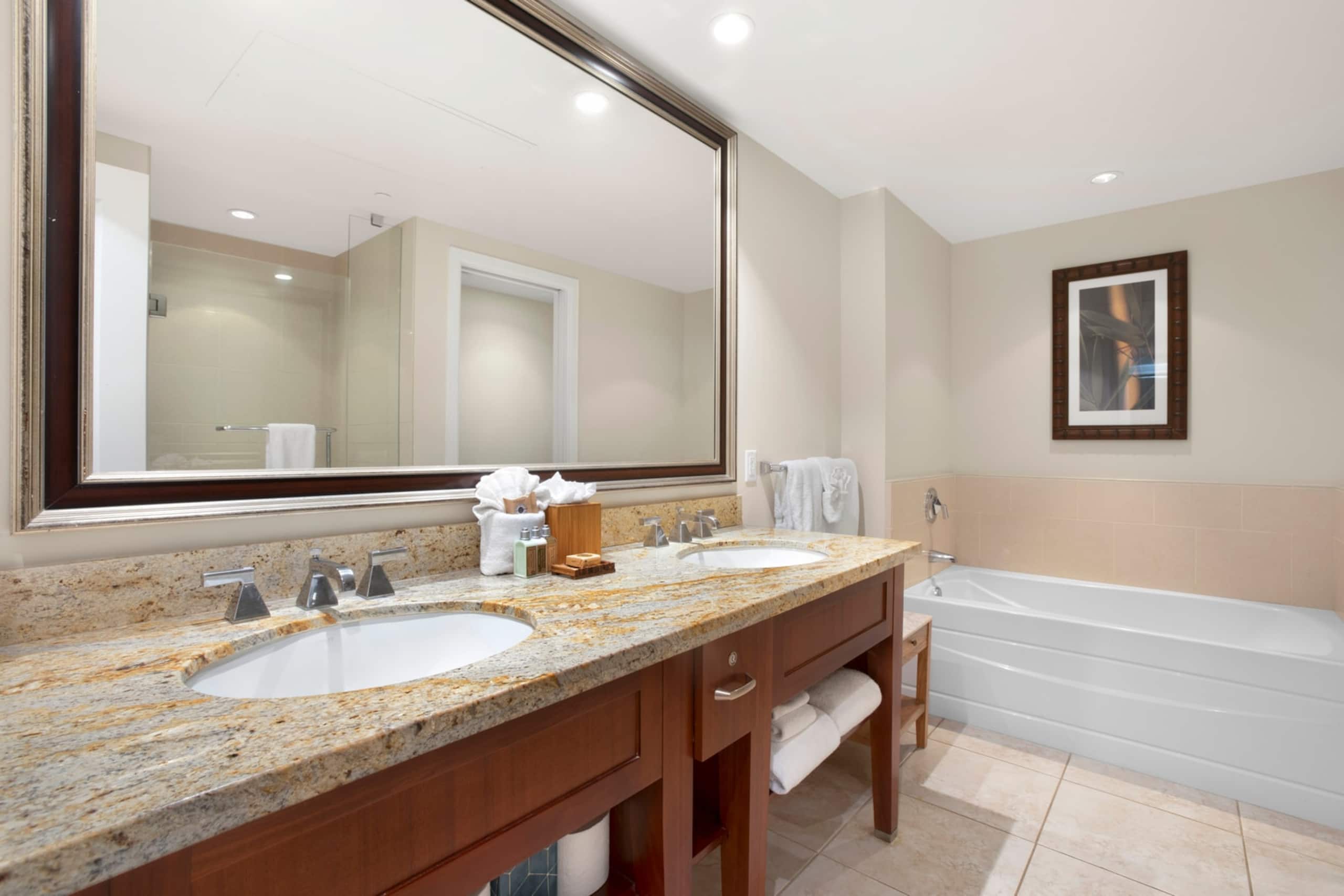 Condo in Lahaina · ★5.0 · 2 bedrooms · 4 beds · 2 baths - Image 28