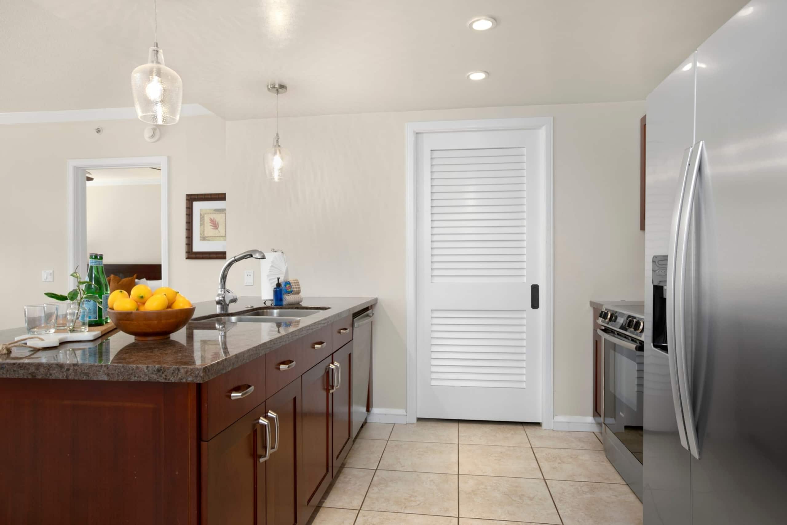 Condo in Lahaina · ★5.0 · 2 bedrooms · 4 beds · 2 baths - Image 21