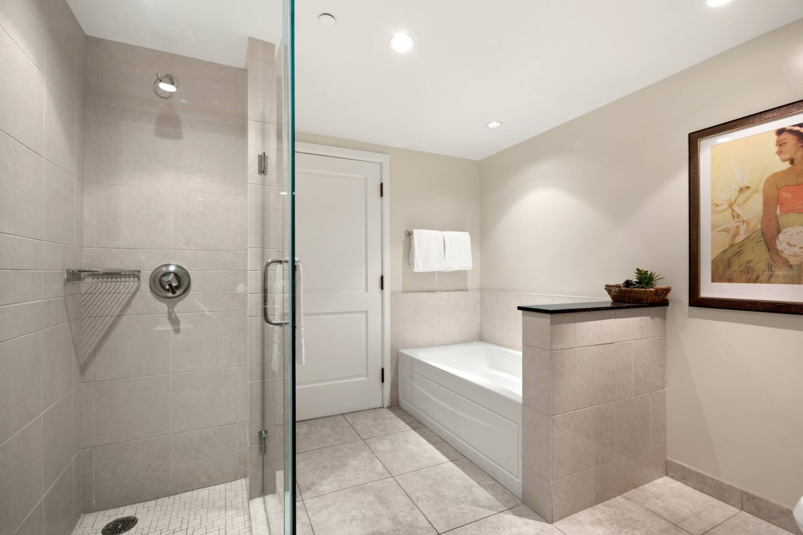 Condo in Lahaina · ★4.78 · 2 bedrooms · 3 beds · 2 baths - Image 38
