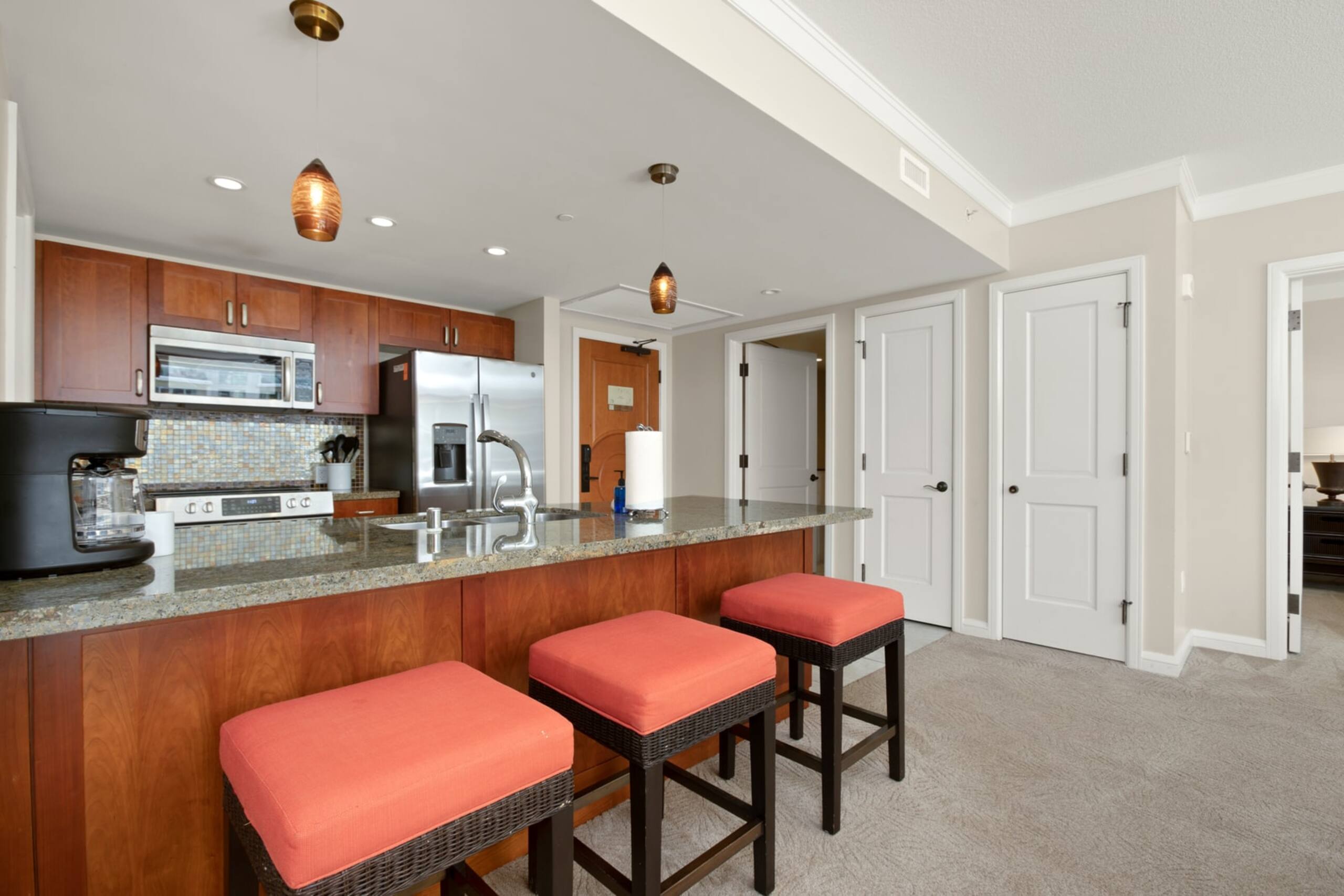Condo in Lahaina · ★4.78 · 2 bedrooms · 3 beds · 2 baths - Image 25