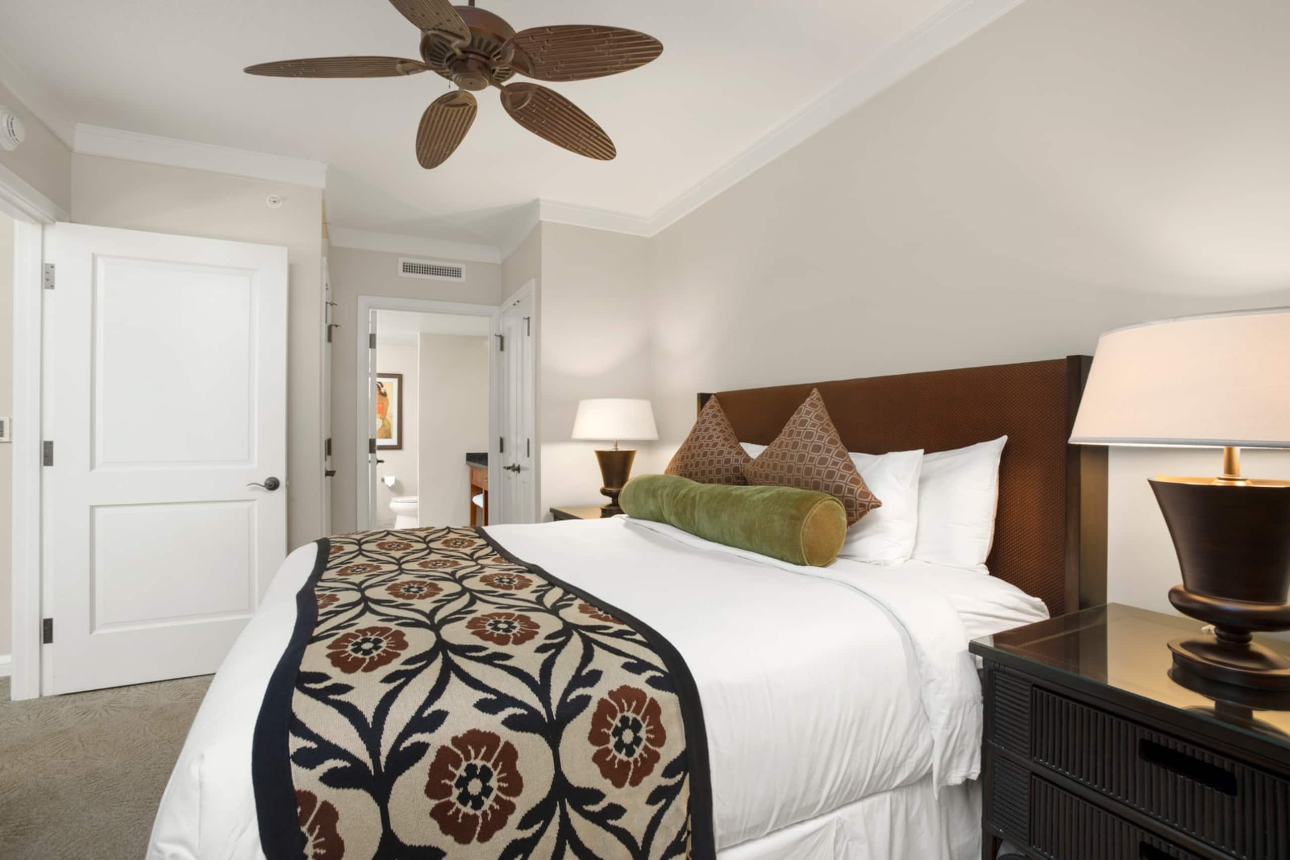 Condo in Lahaina · ★4.78 · 2 bedrooms · 3 beds · 2 baths - Image 34