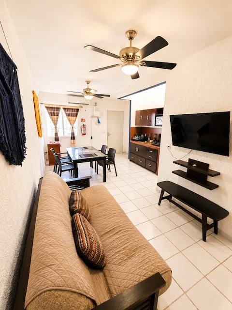Top performing Airbnb: Comfortable One Bedroom House in Alborada