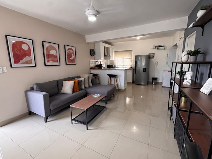 Hermoso Apto.(403) De 1 Hab. Con Wi-fi + Parqueo! - Santo Domingo
