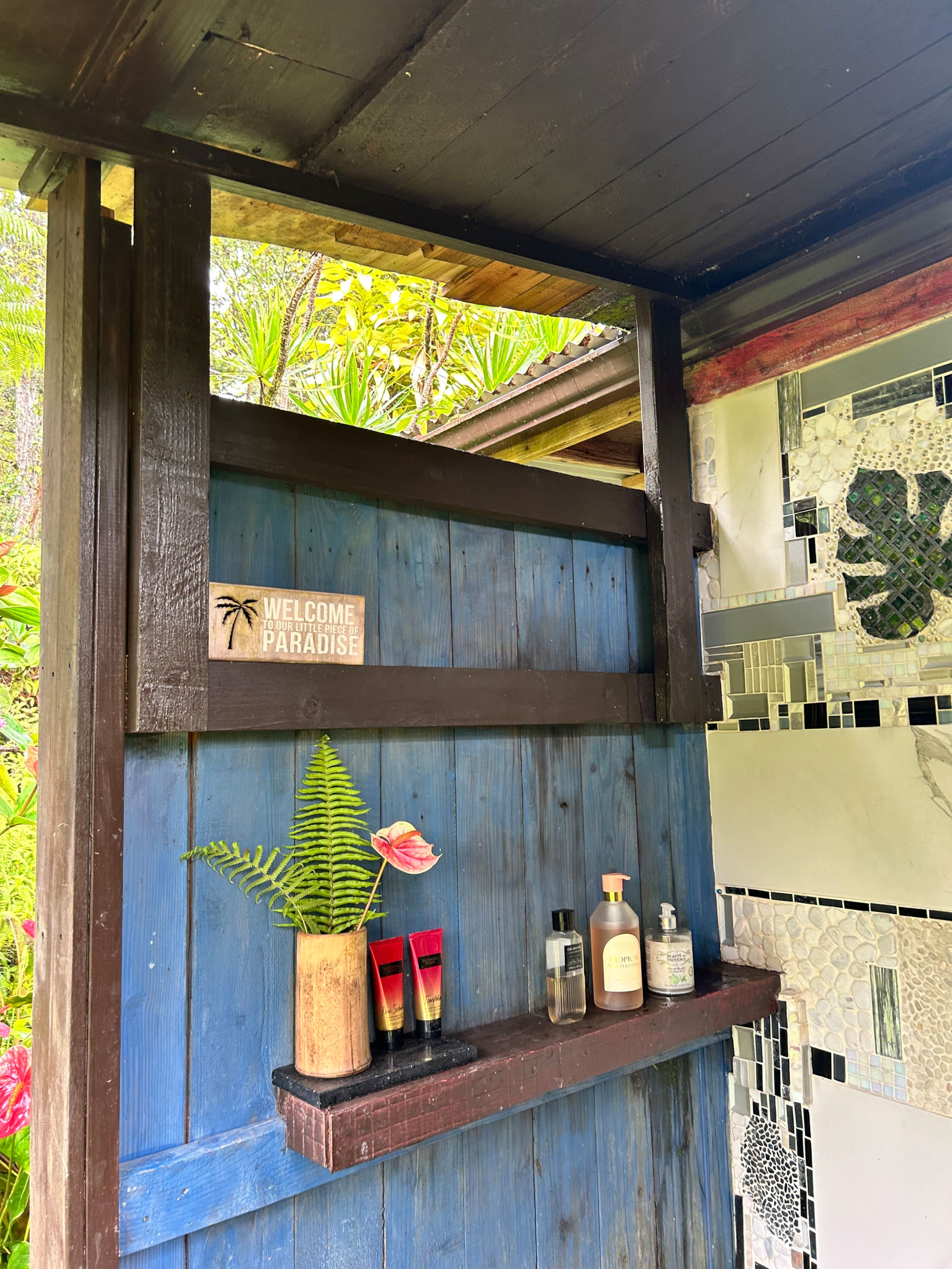 TROPICAL GARDEN OASIS - Photo 36