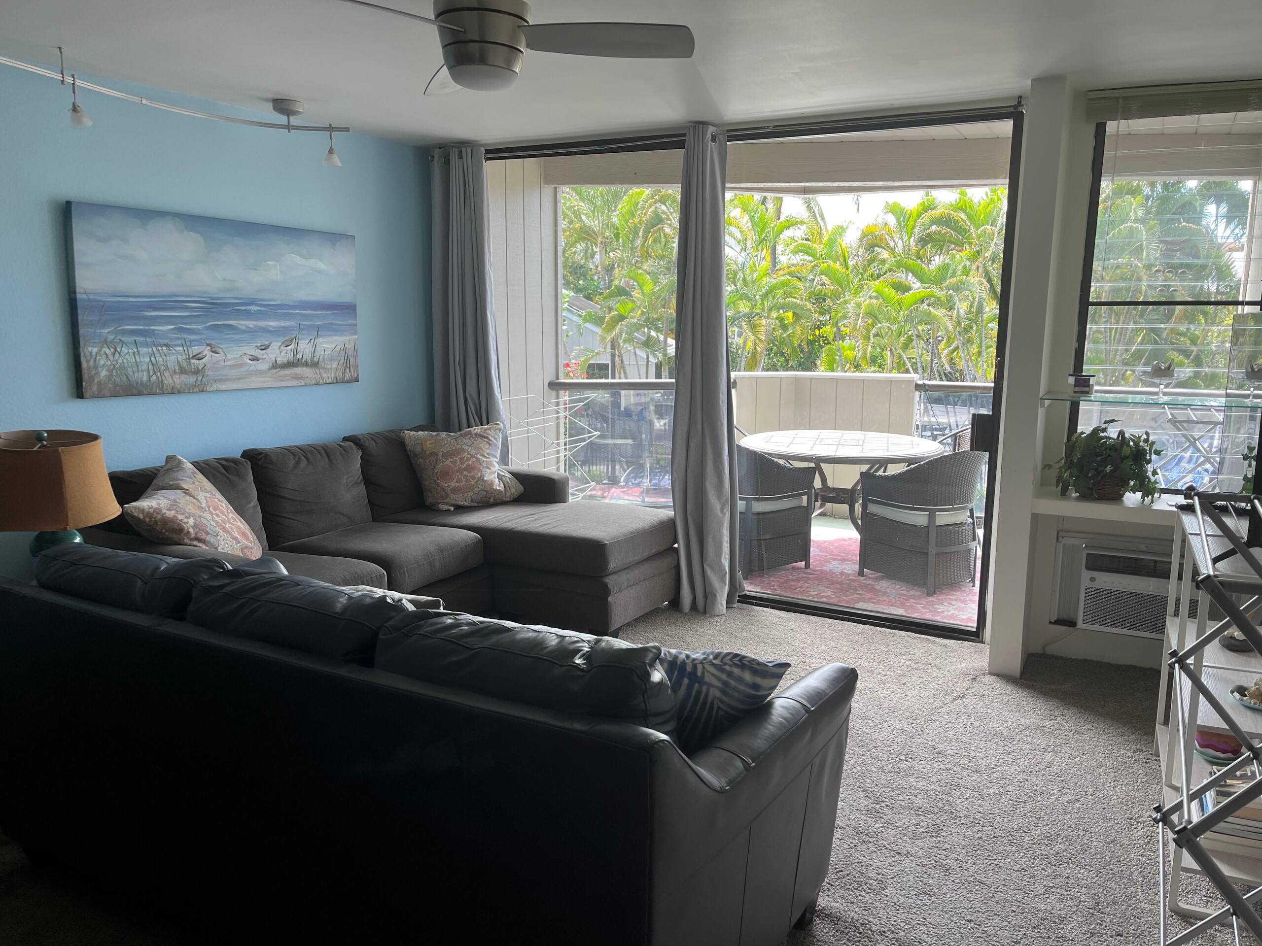 Condo in Kailua-Kona · ★4.89 · 1 bedroom · 2 beds · 1 private bath - Image 2