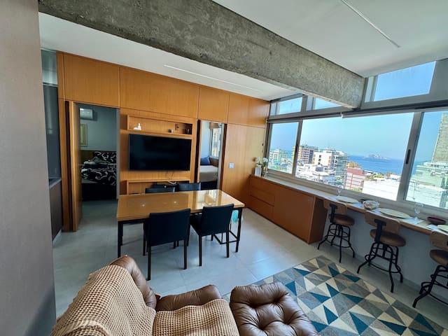 Apartamento encantador , com vista mar no Leblon