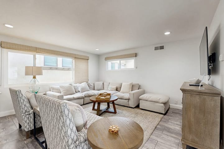 2br | Snowbird Friendly | Garage Parking - Crescent Bay Beach, CA