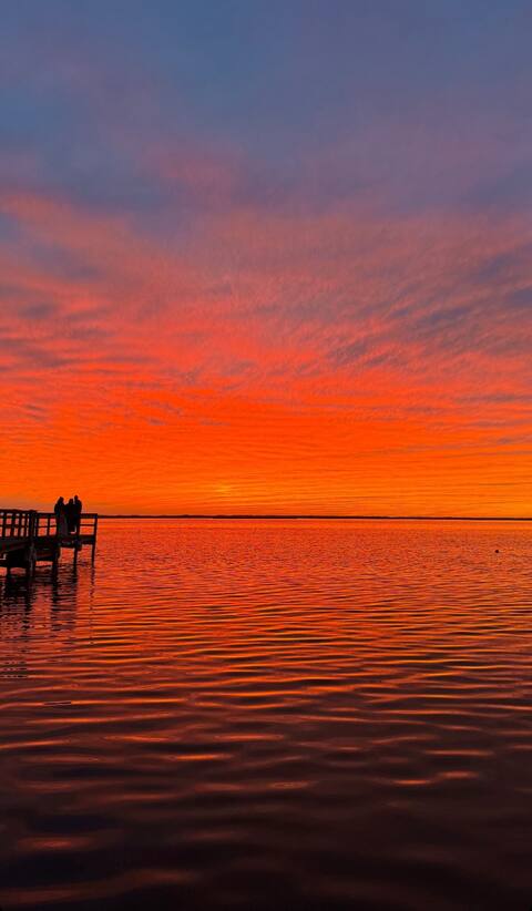 SERENE SOUND RETREAT OBX /Sandy Beach/Dog Friendly