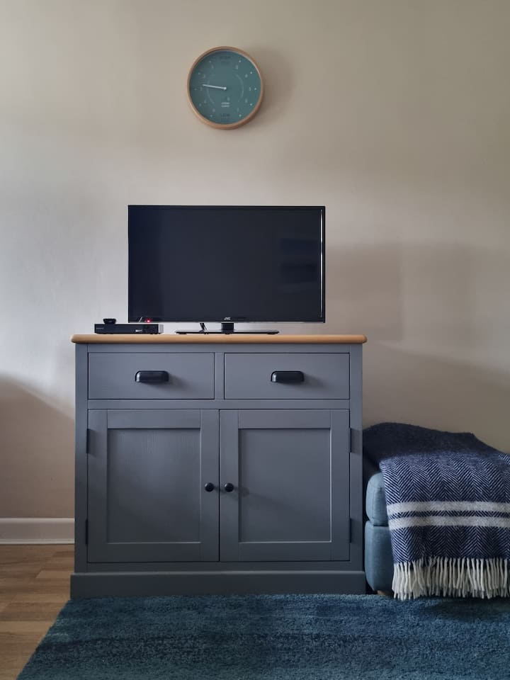 Cosy 1-bed Seaside Holiday Bungalow With Parking - Little Haven