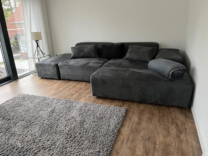 Sofá acogedor y flexible 