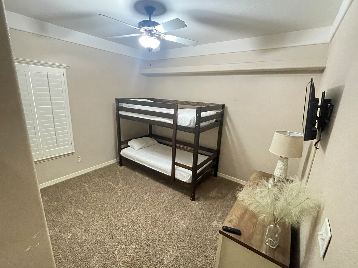 საძინებელი 4