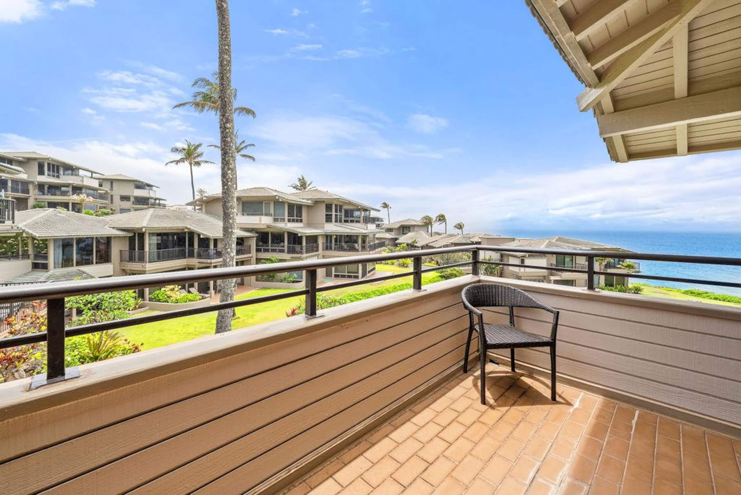 Villa in Lahaina · ★4.86 · 1 bedroom · 2 beds · 1.5 baths - Image 37