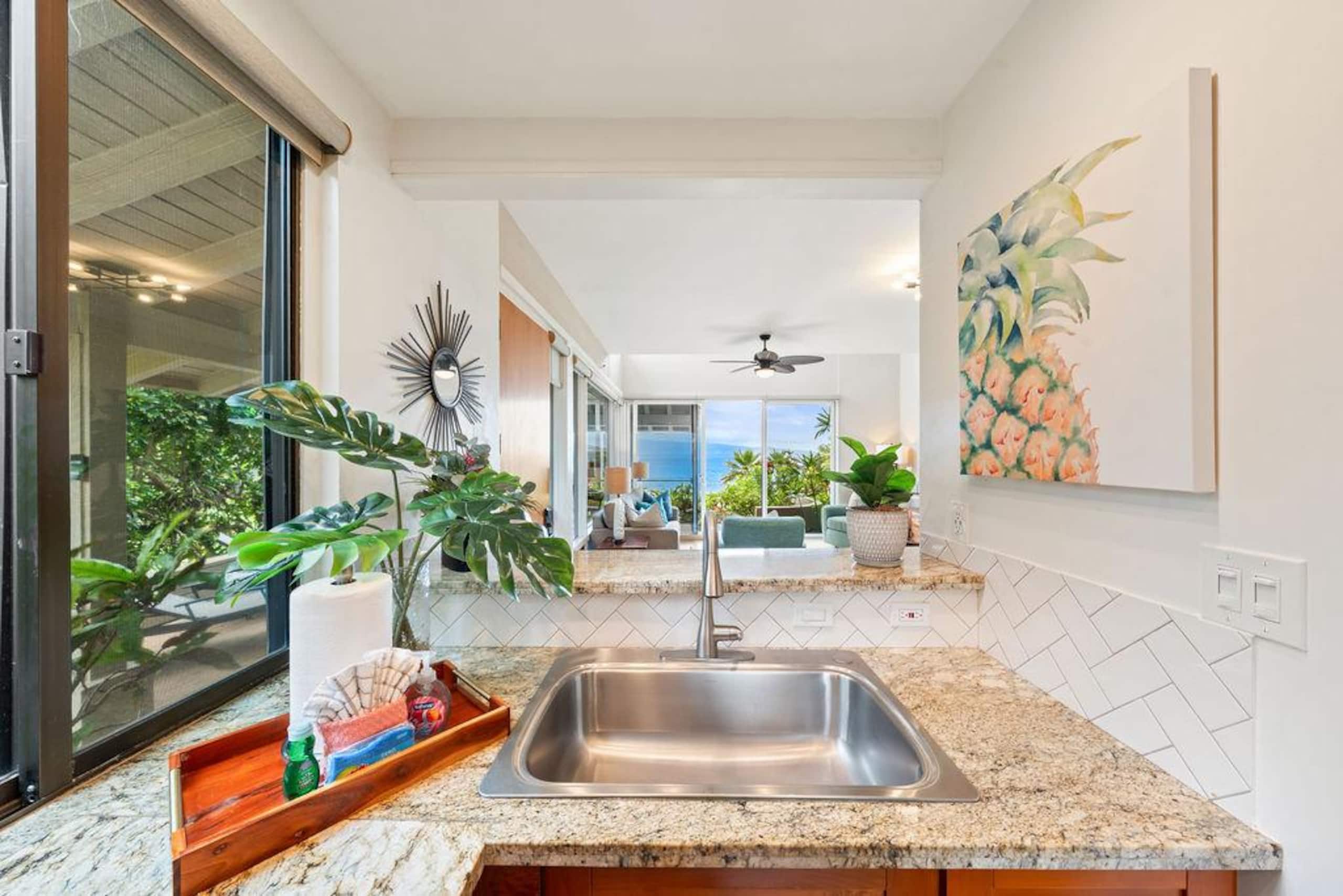 Villa in Lahaina · ★4.86 · 1 bedroom · 2 beds · 1.5 baths - Image 15