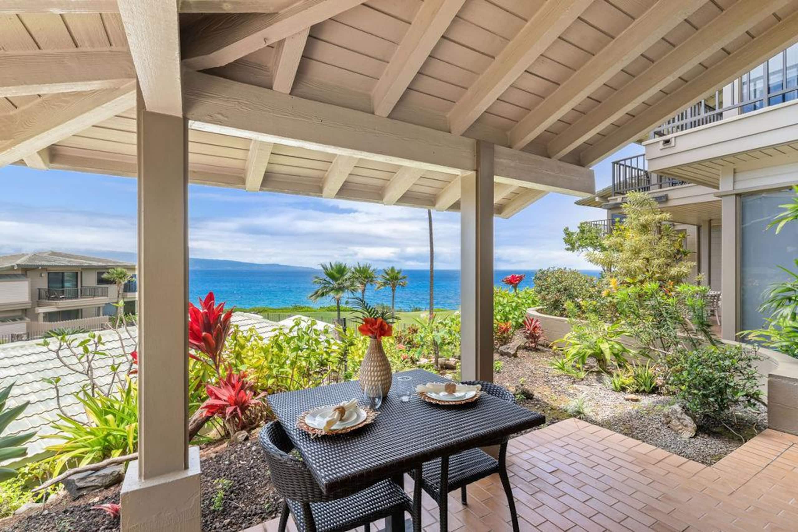 Villa in Lahaina · ★4.86 · 1 bedroom · 2 beds · 1.5 baths - Image 3