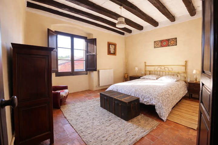 საძინებელი 2