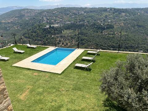 Beit El Deir-Villa with Private Pool & Event Venue
