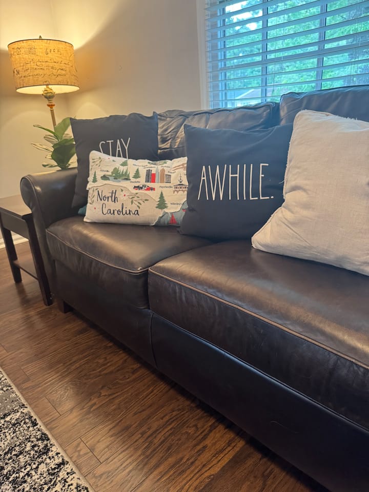3 Bd House - Private Yard - Music Festival Access - Raleigh, NC