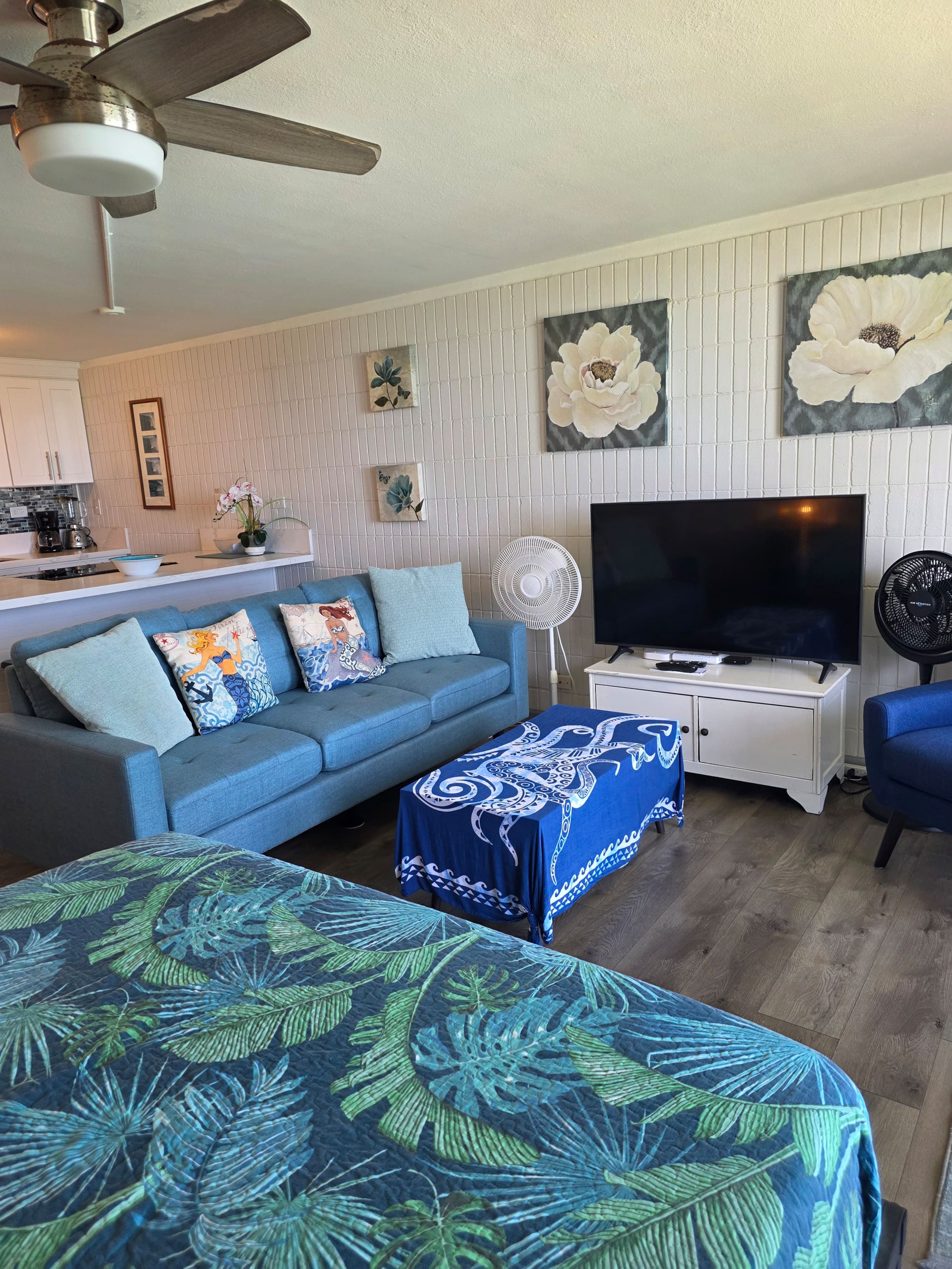 Condo in Hauula · ★4.8 · 1 bedroom · 2 beds · 1 private bath - Image 4