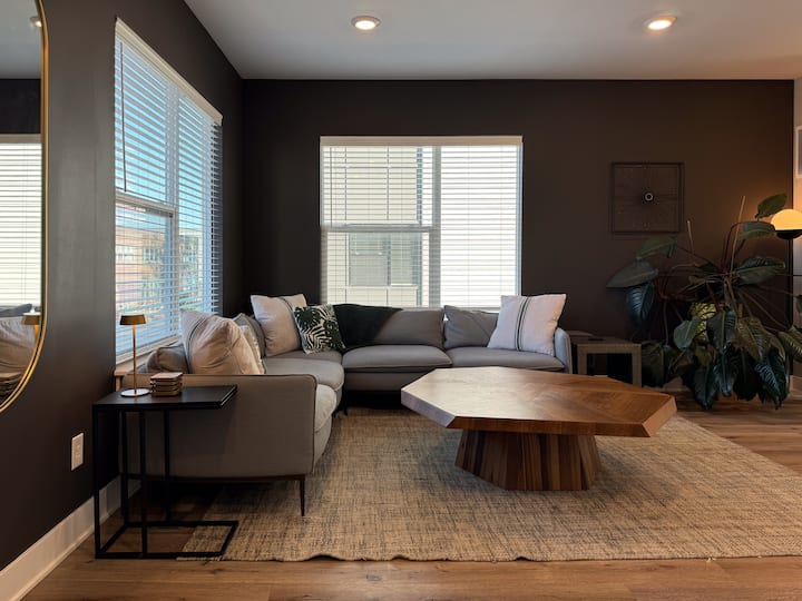 #Indyjunglehaus | Modern Townhome On Monon Trail! - Indianapolis, IN