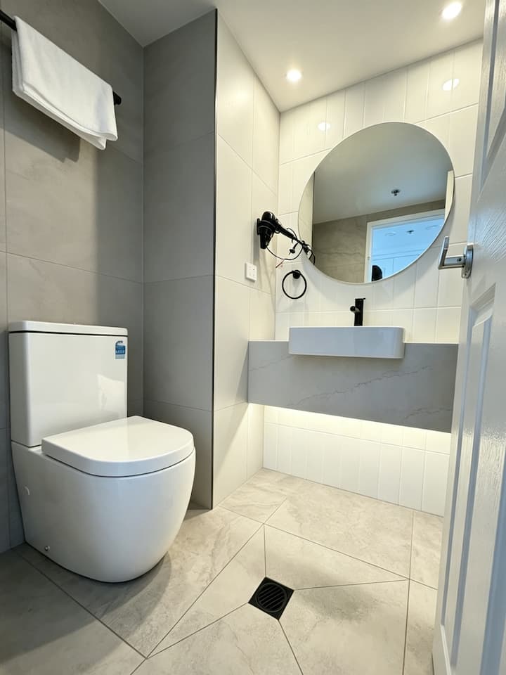 Surfers Paradise*high Floor, Level 20,hotel Room - Surfers Paradise