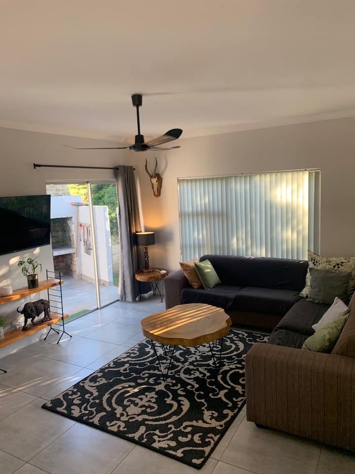 Immaculate Self Catering Family Home - ジョージ