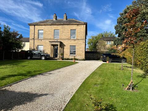 Beautiful annex at Grade II Georgian property!