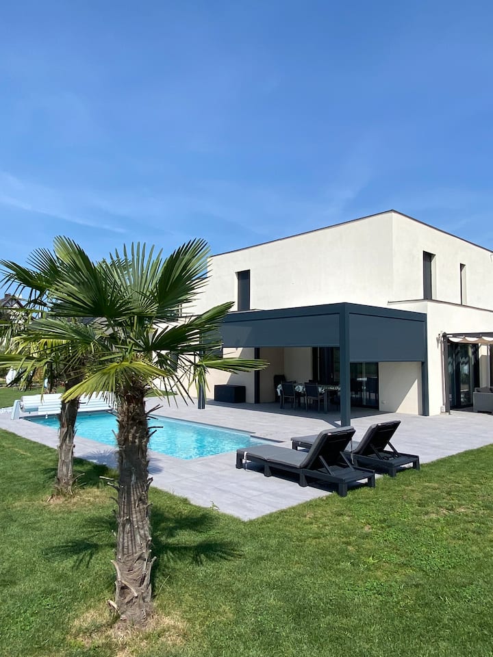 Villa 1