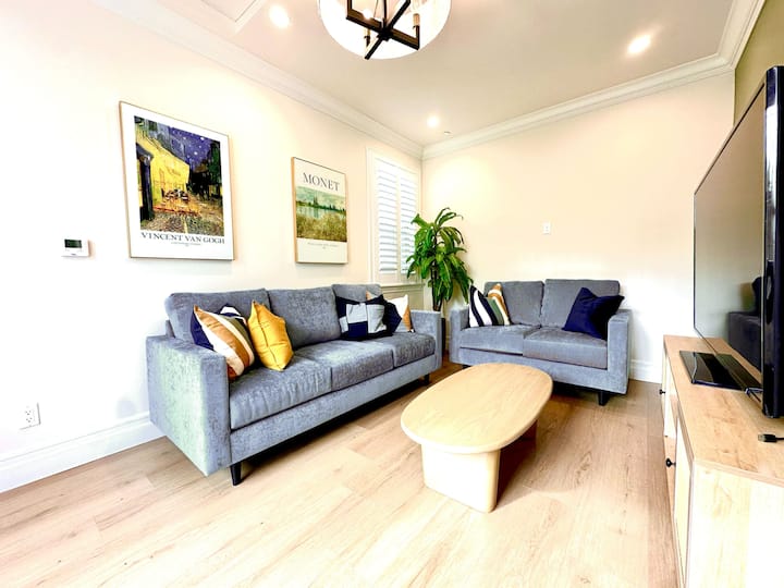Renovated 3 Br Suite, Within 20mi To Disney! - Diamond Bar, CA
