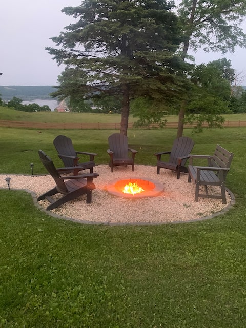 Off Season Special! Prices are slashed 3/2 4 beds