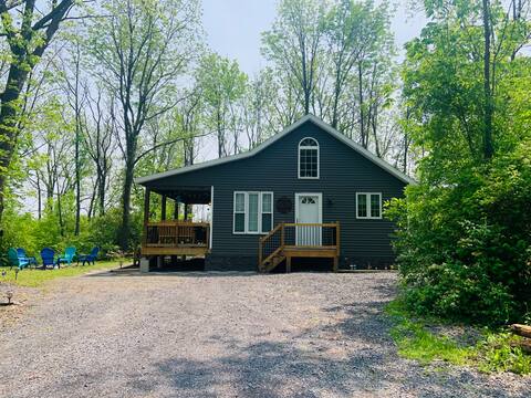🍷CLOUD WINE COTTAGE FLX🍷secluded w/HOT TUB!!!
