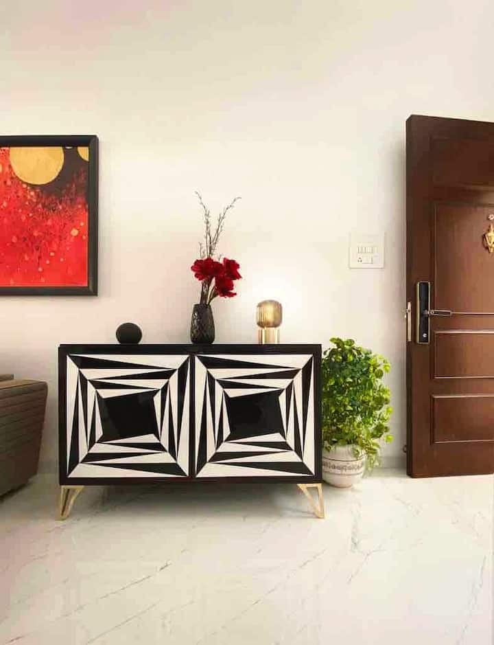 Living room image 4