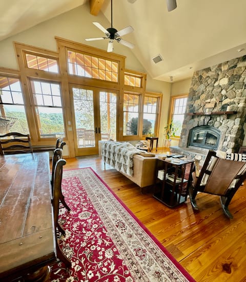 Starview Ranch: 3 homes on 50 beautiful acres