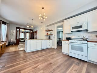 Spacious Historic 4 Bed Home by the Parks, photo 8 of 35